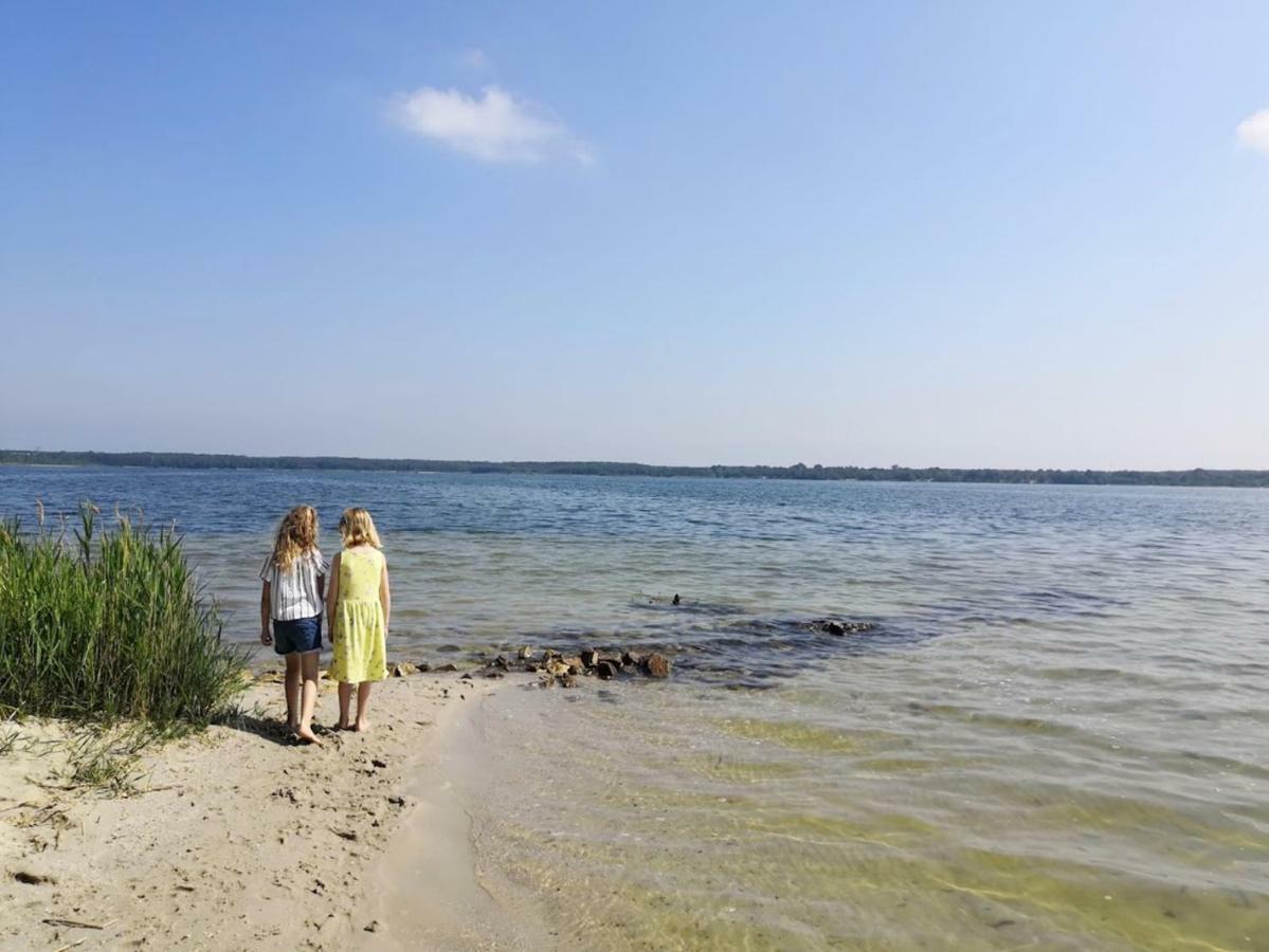 Helenes Ferienwohnung Auf Dem Bauernhof - Lausitzer Seenland Lauta Ngoại thất bức ảnh